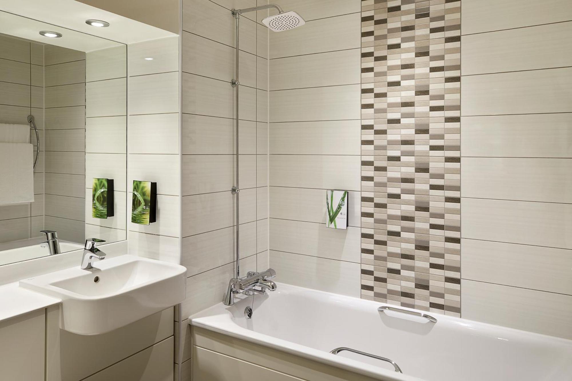 Premier Inn Dublin City Temple Bar — Photos 2